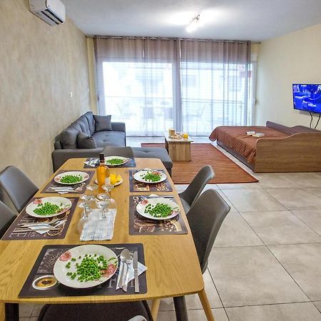 Apartmán Rent House Diamond Nea Iraklitsa Exteriér fotografie