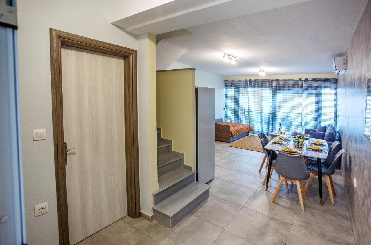 Apartmán Rent House Diamond Nea Iraklitsa Exteriér fotografie