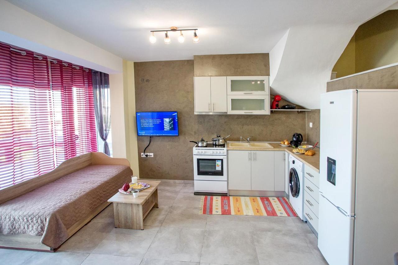 Apartmán Rent House Diamond Nea Iraklitsa Exteriér fotografie